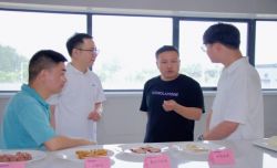 云書菜市集赴拾分味道臨泉工廠調(diào)研選品，合作洽談